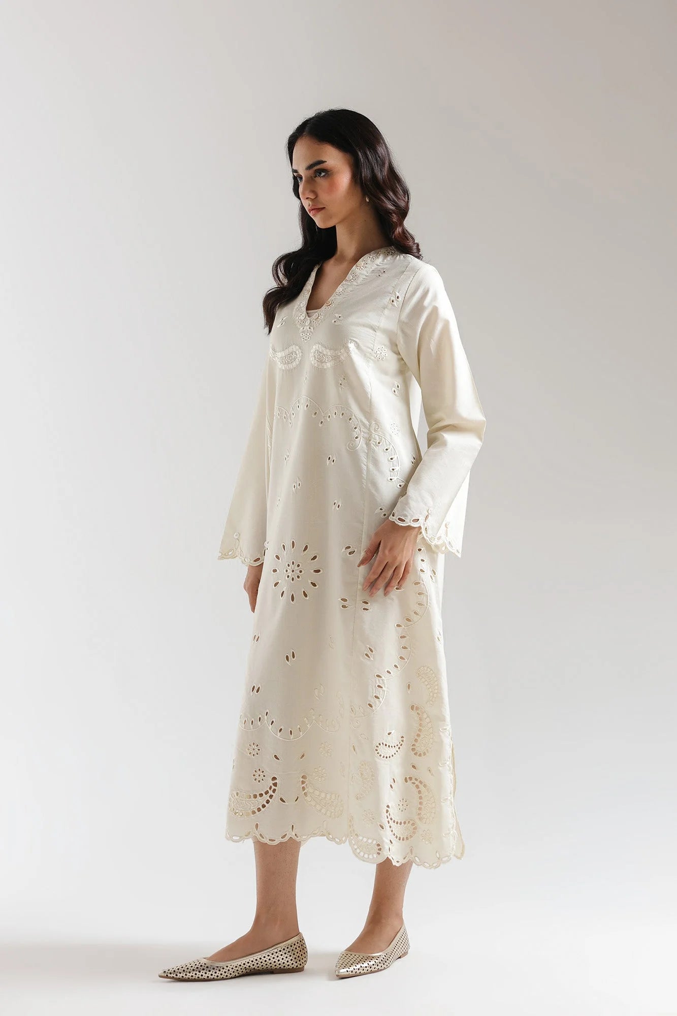 EMBROIDERED DRESS (E7504/102/227) Ethnc