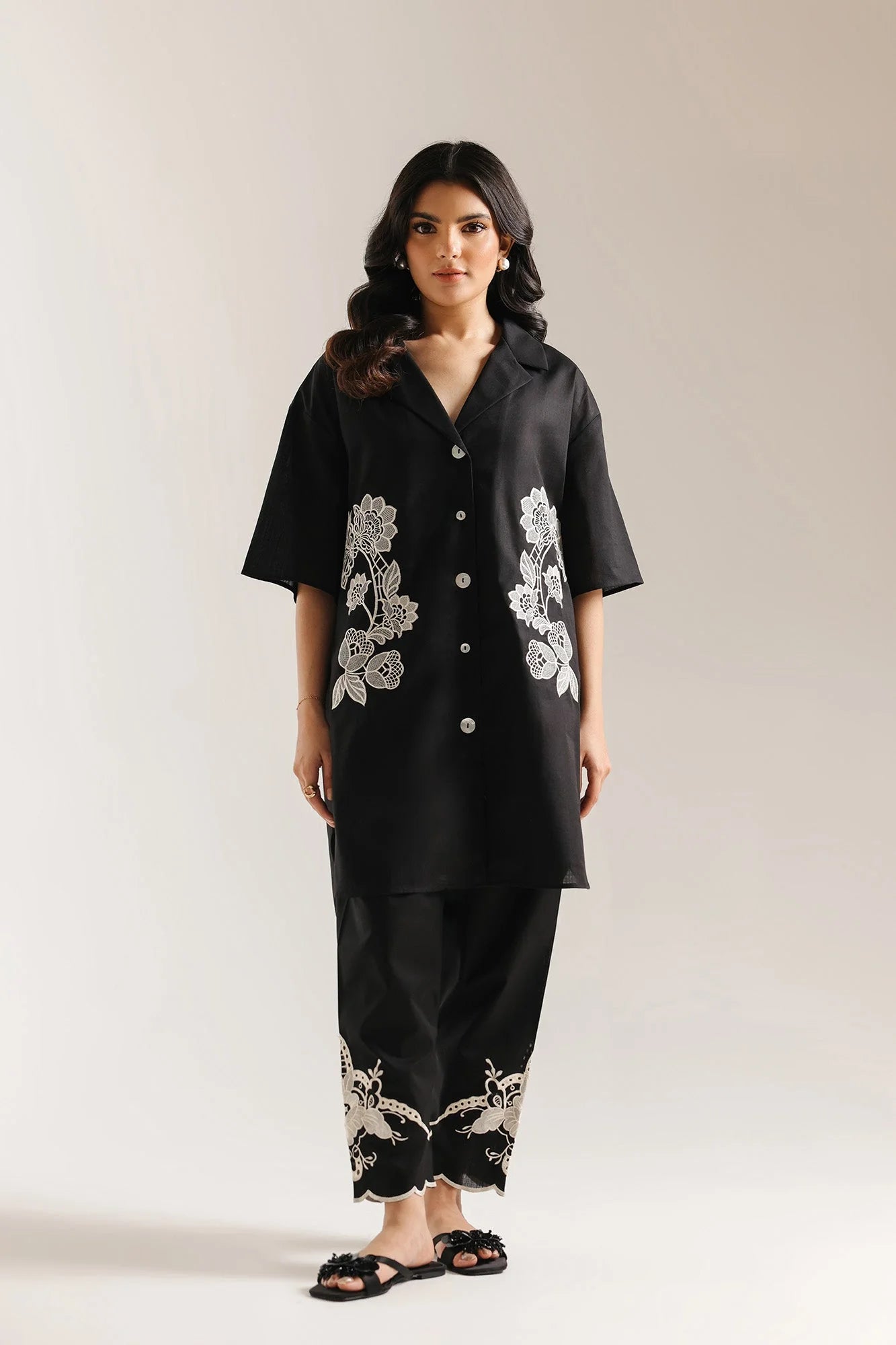 EMBROIDERED SUIT (E7692/102/902) Ethnc