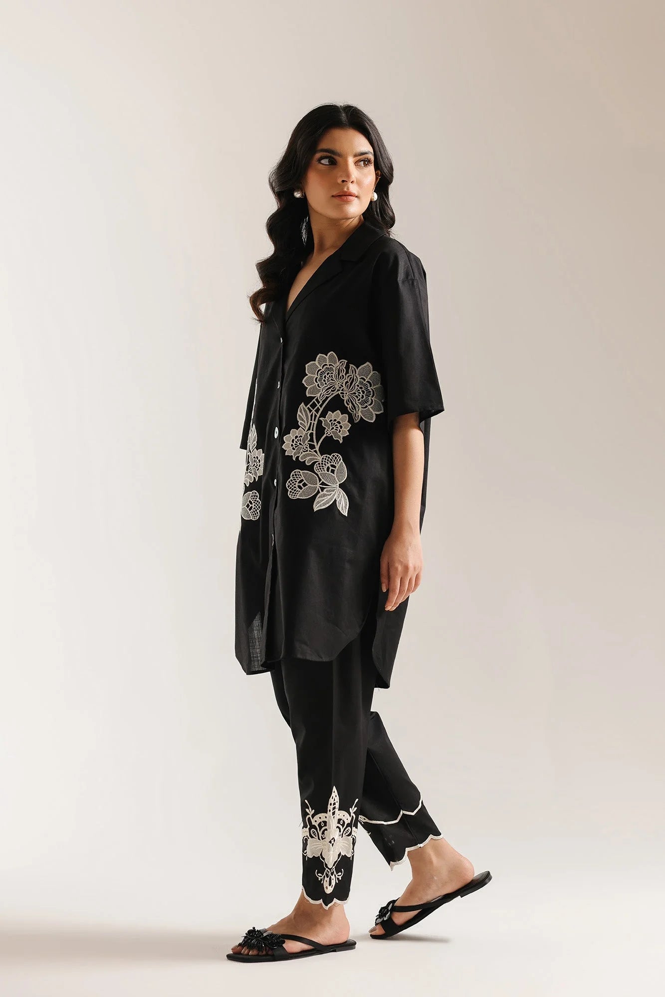 EMBROIDERED SUIT (E7692/102/902) Ethnc