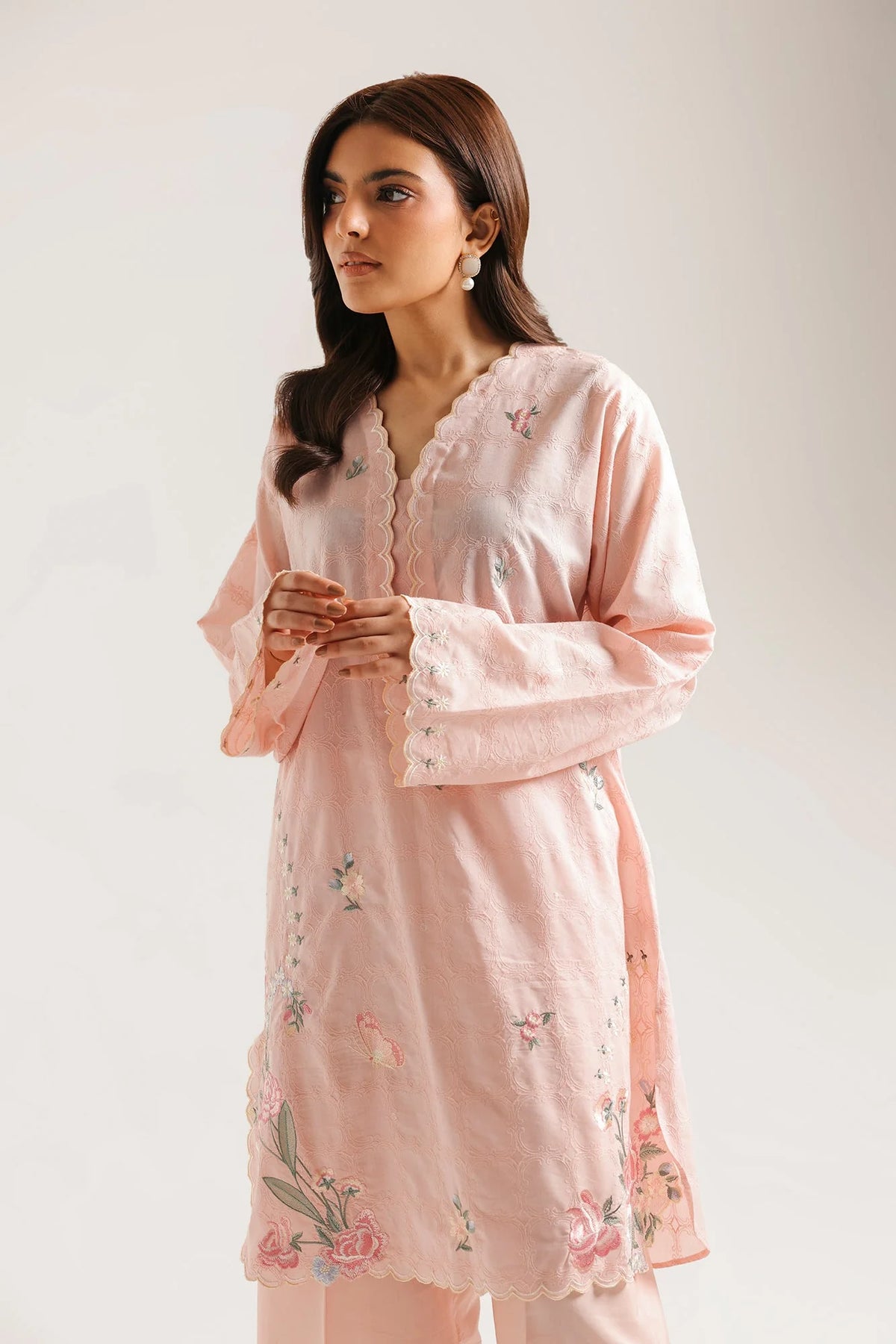 EMBROIDERED SUIT (E7848/102/327)