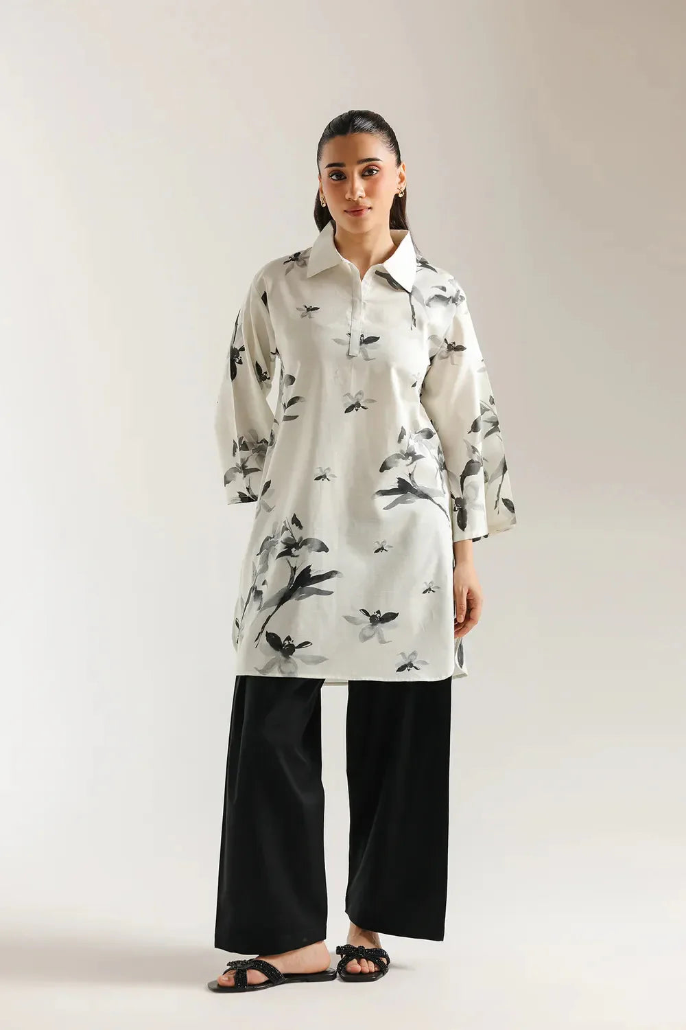 Ethnc Women Casual SP SS '26 Drop IV - Printed Suit | E8125/102/002