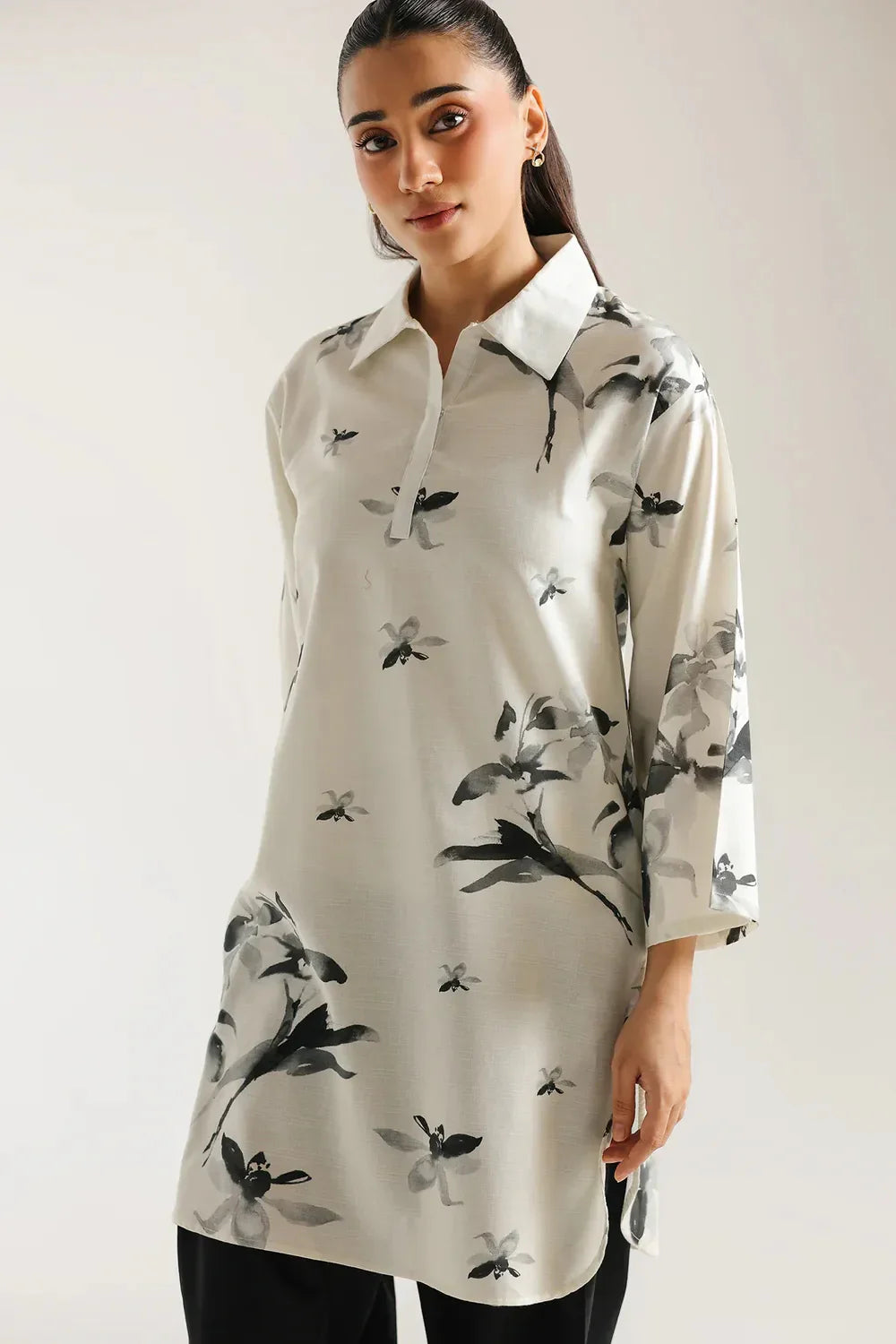 Ethnc Women Casual SP SS '26 Drop IV - Printed Suit | E8125/102/002