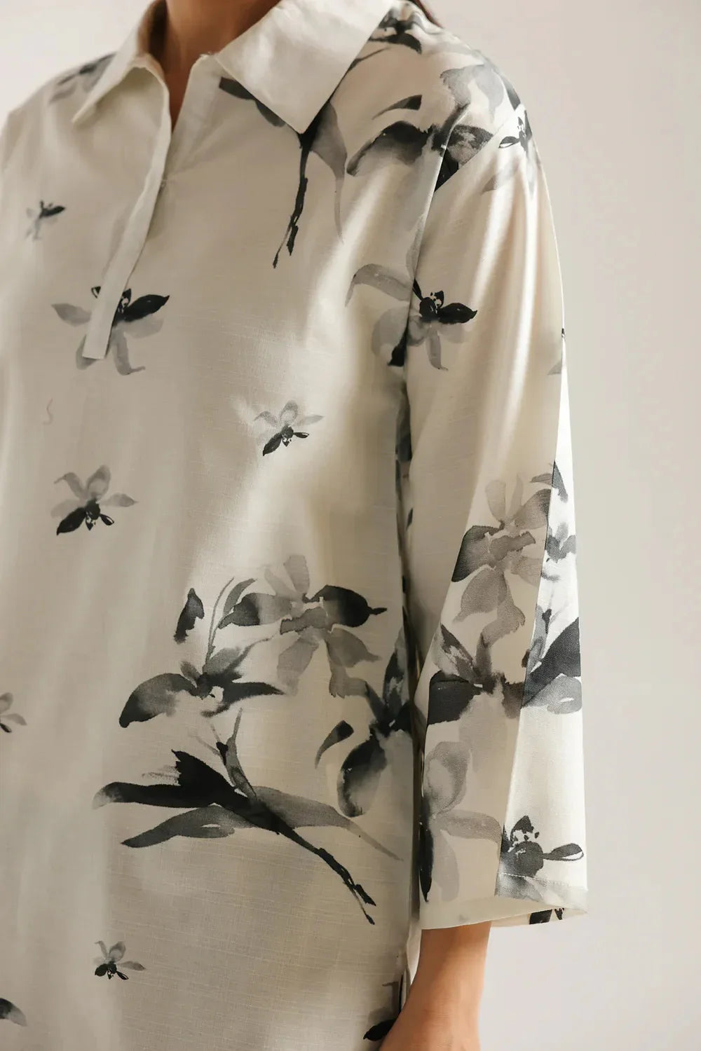 Ethnc Women Casual SP SS '26 Drop IV - Printed Suit | E8125/102/002