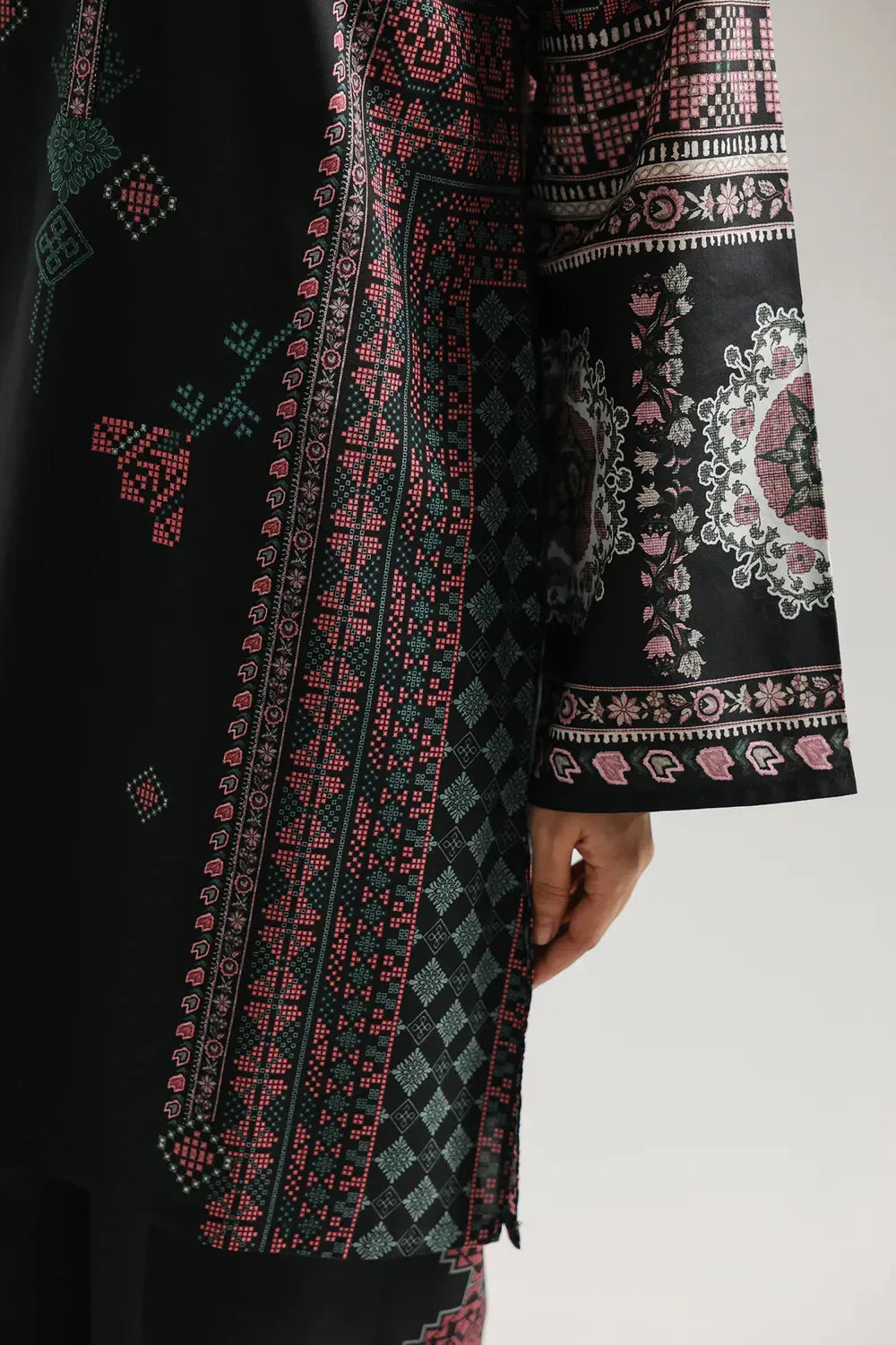 Ethnc Women Casual SP SS '26 Drop IV - Printed Suit | E8196/102/902