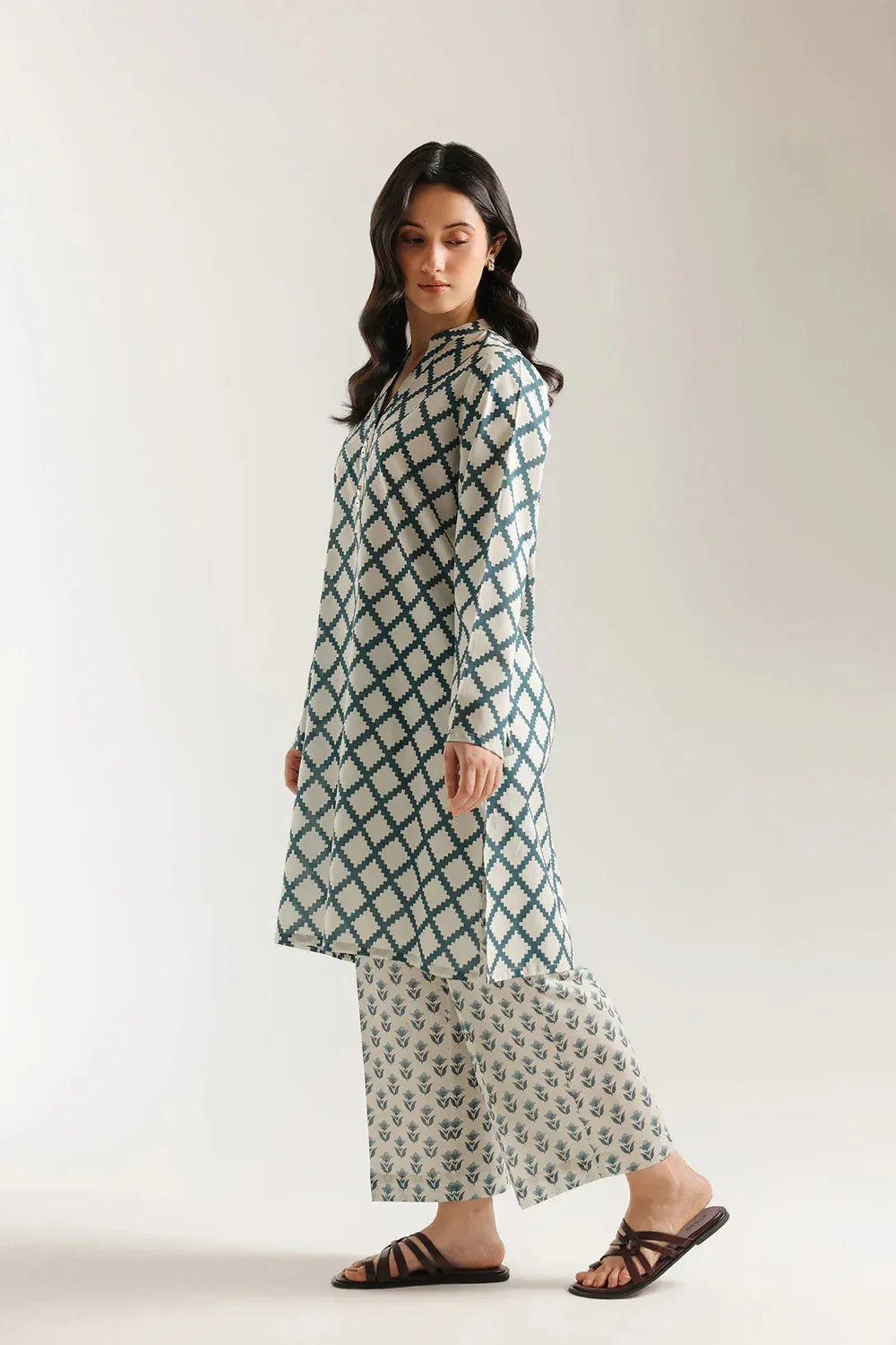 Ethnc Women Casual SP SS '26 Drop IV - Printed Suit | E8201/102/004