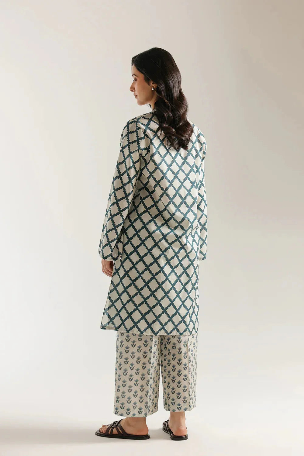 Ethnc Women Casual SP SS '26 Drop IV - Printed Suit | E8201/102/004