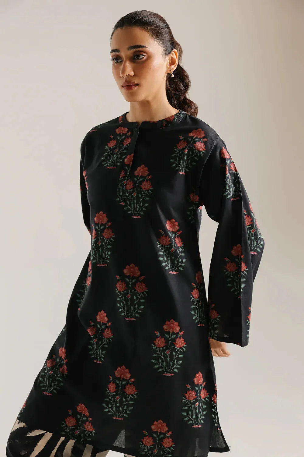 Ethnc Women Casual SP SS '26 Drop IV - Printed Suit | E8490/102/902