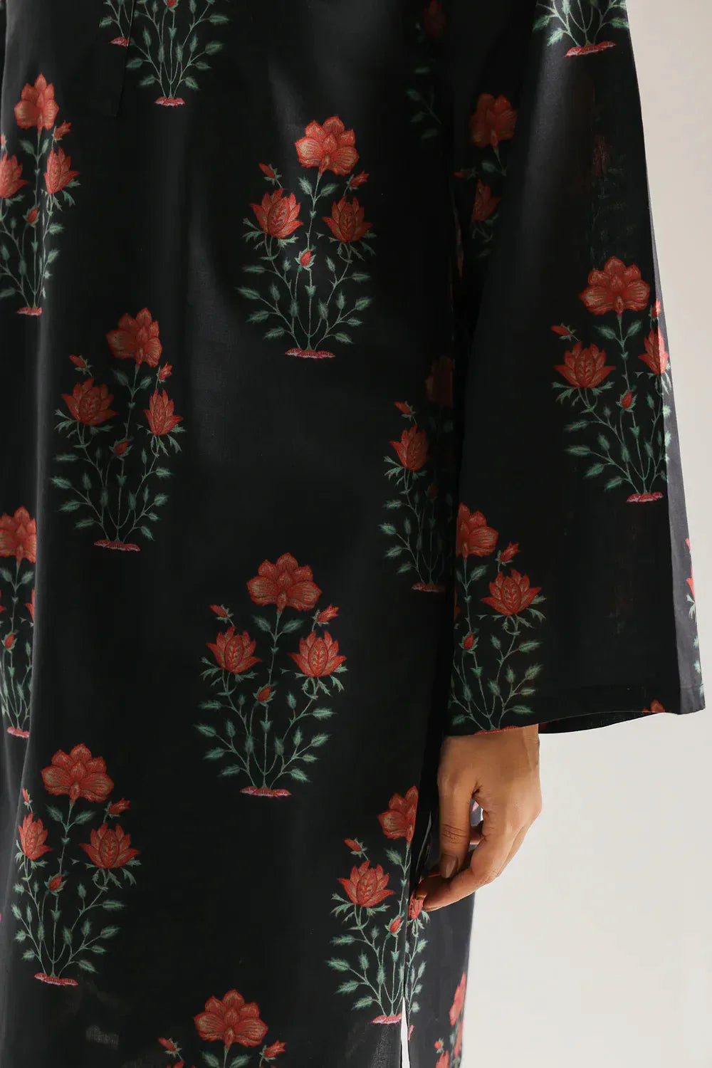 Ethnc Women Casual SP SS '26 Drop IV - Printed Suit | E8490/102/902