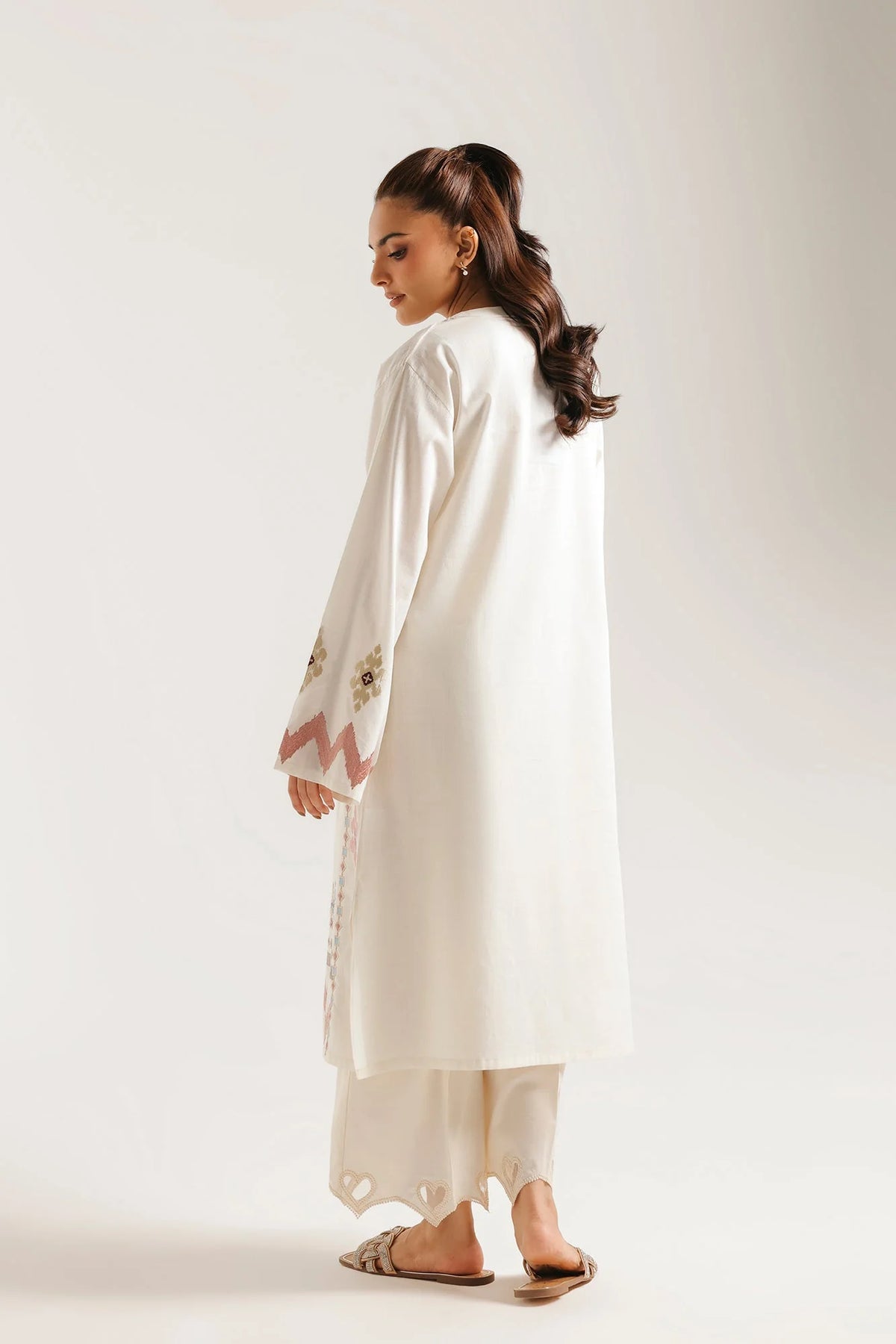 EMBROIDERED SHIRT (E9202/102/002)