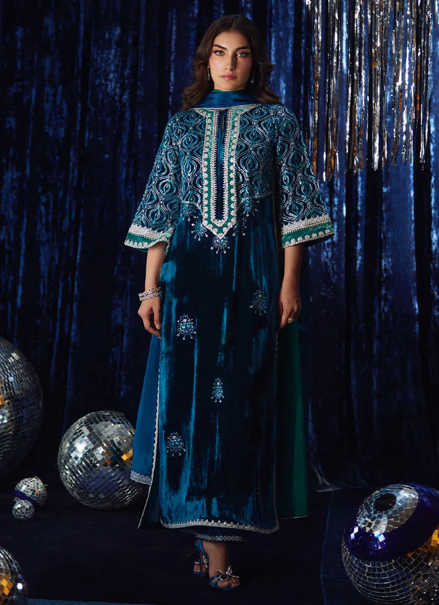 Farah Talib Aziz Velvet Fete '25 - Teen Teal Shirt And Dupatta