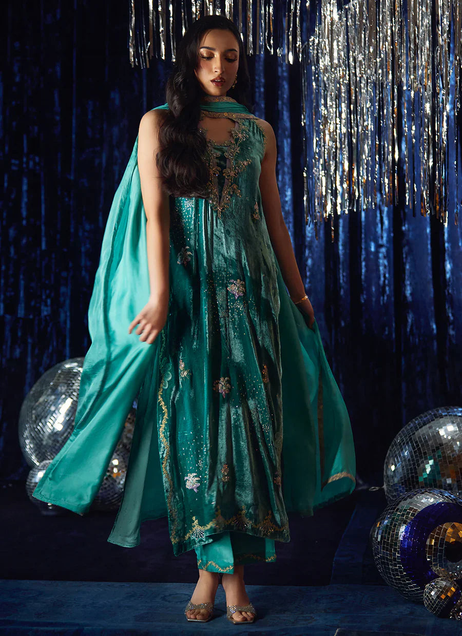 Farah Talib Aziz Velvet Fete '25 - Ansy Aqua Shirt And Dupatta