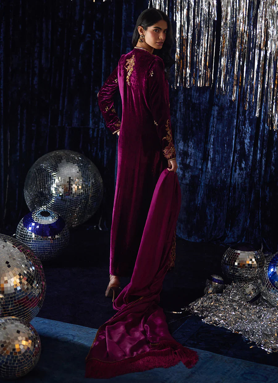 Farah Talib Aziz Velvet Fete '25 - Arwen Magenta Shirt And Dupatta