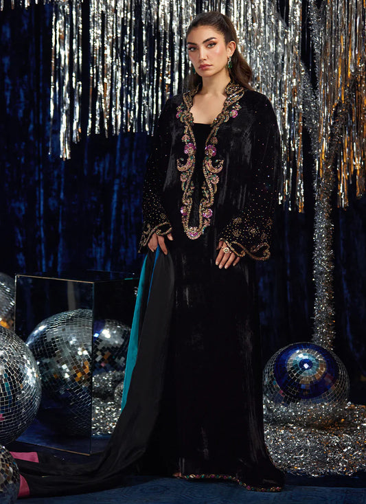 Farah Talib Aziz Velvet Fete '25 - Nori Black Kaftan