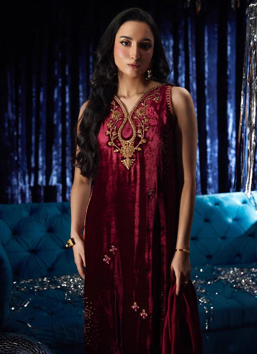 Farah Talib Aziz Velvet Fete '25 - Arden Garnet Shirt And Dupatta