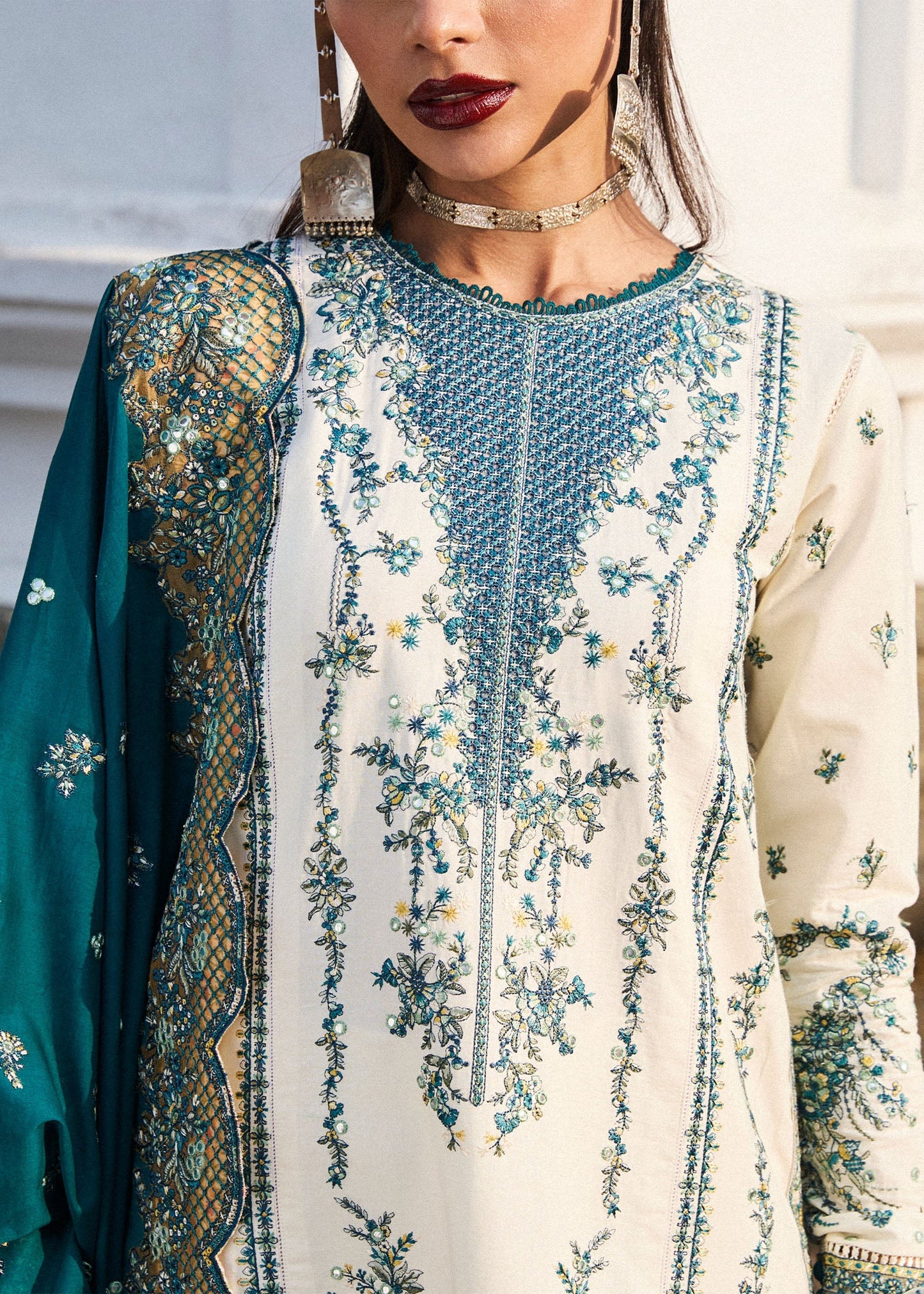 Hussain Rehar Luxury Lawn '25 - Veil