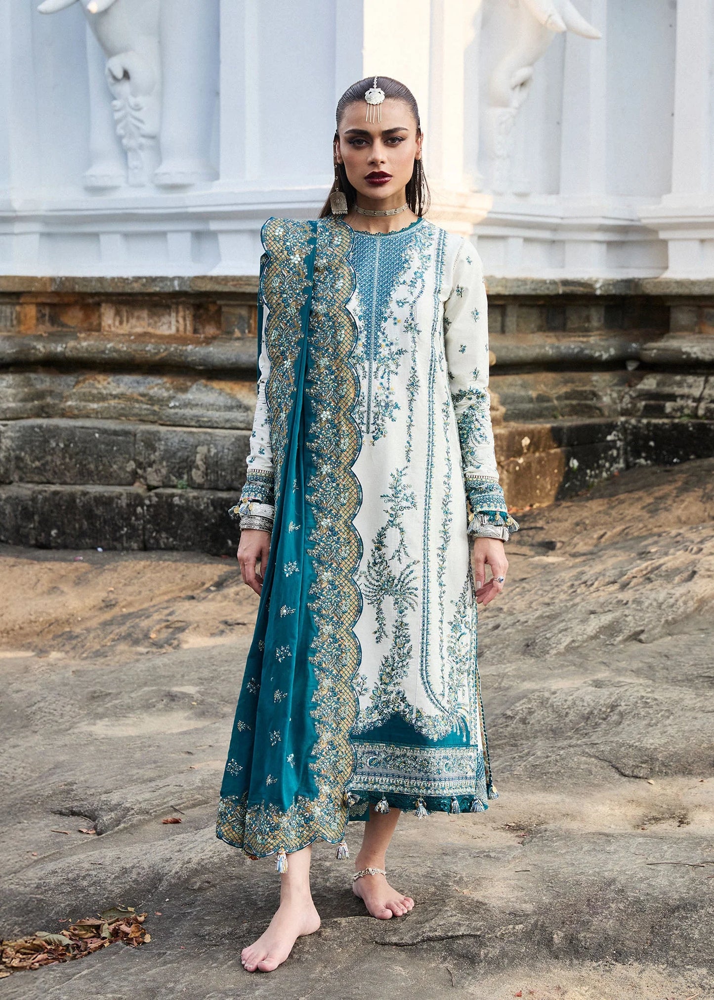 Hussain Rehar Luxury Lawn '25 - Veil