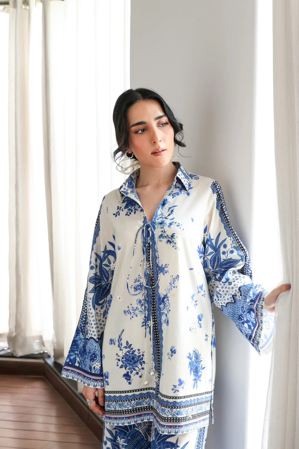 Zaib Staycation '25 - OFF-WHITE & BLUE LUXURY PRINTED 2PCS SET (NPA2-25308)