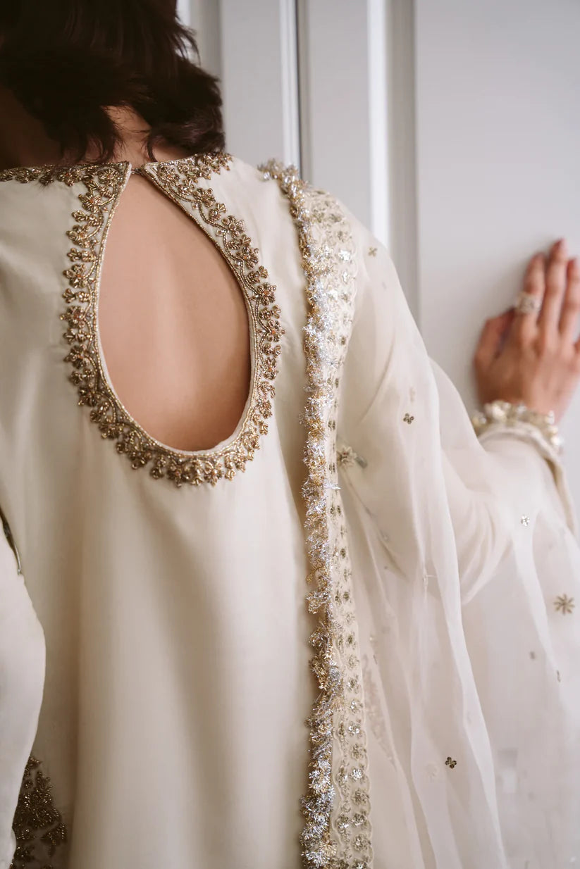 IVORY LUXURY VELVET COUTURE (NPA3-25460) | ZAIB