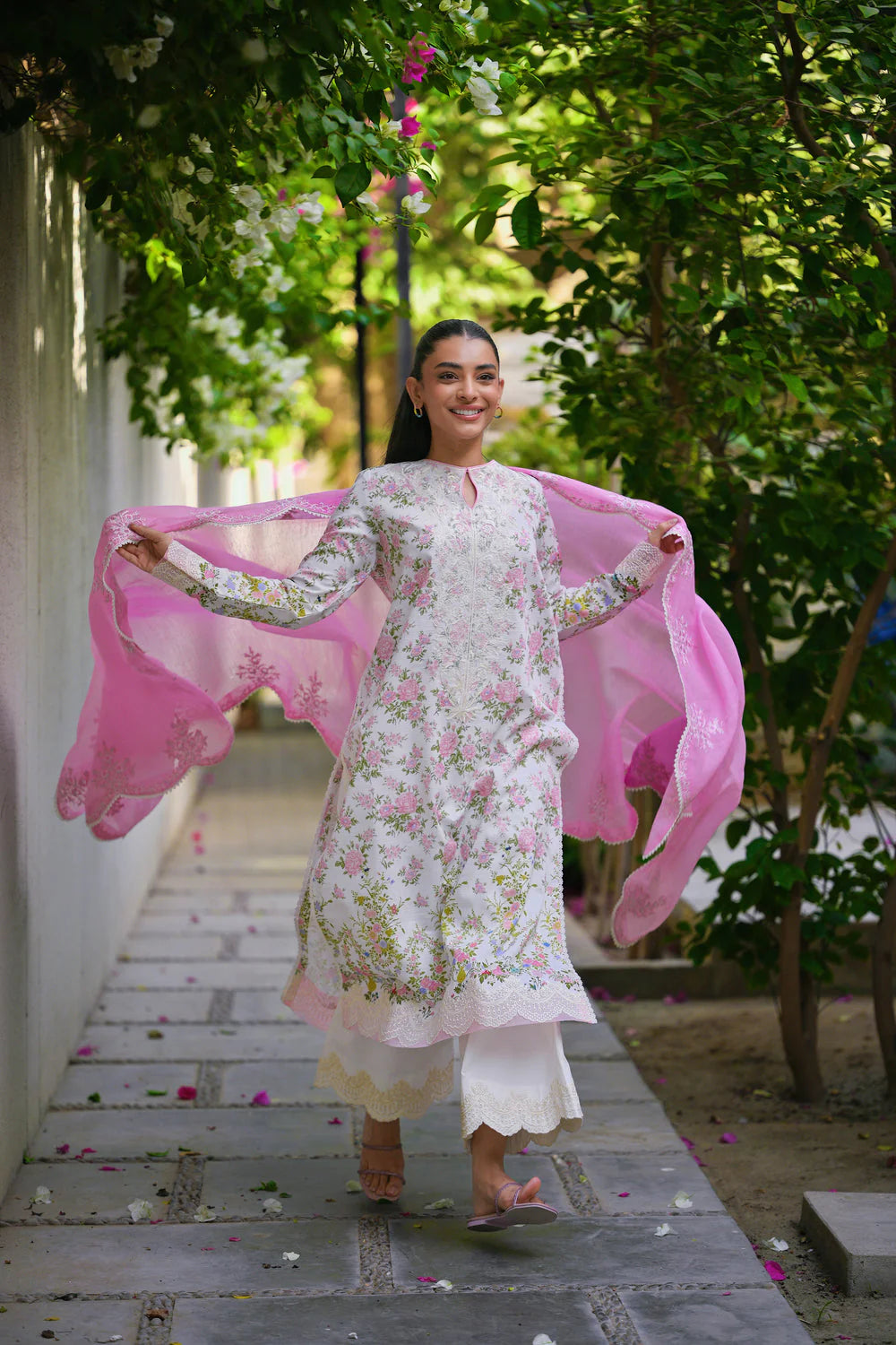 Zaib Summer My Love '25 - IVORY GARDEN (NEL-25621)