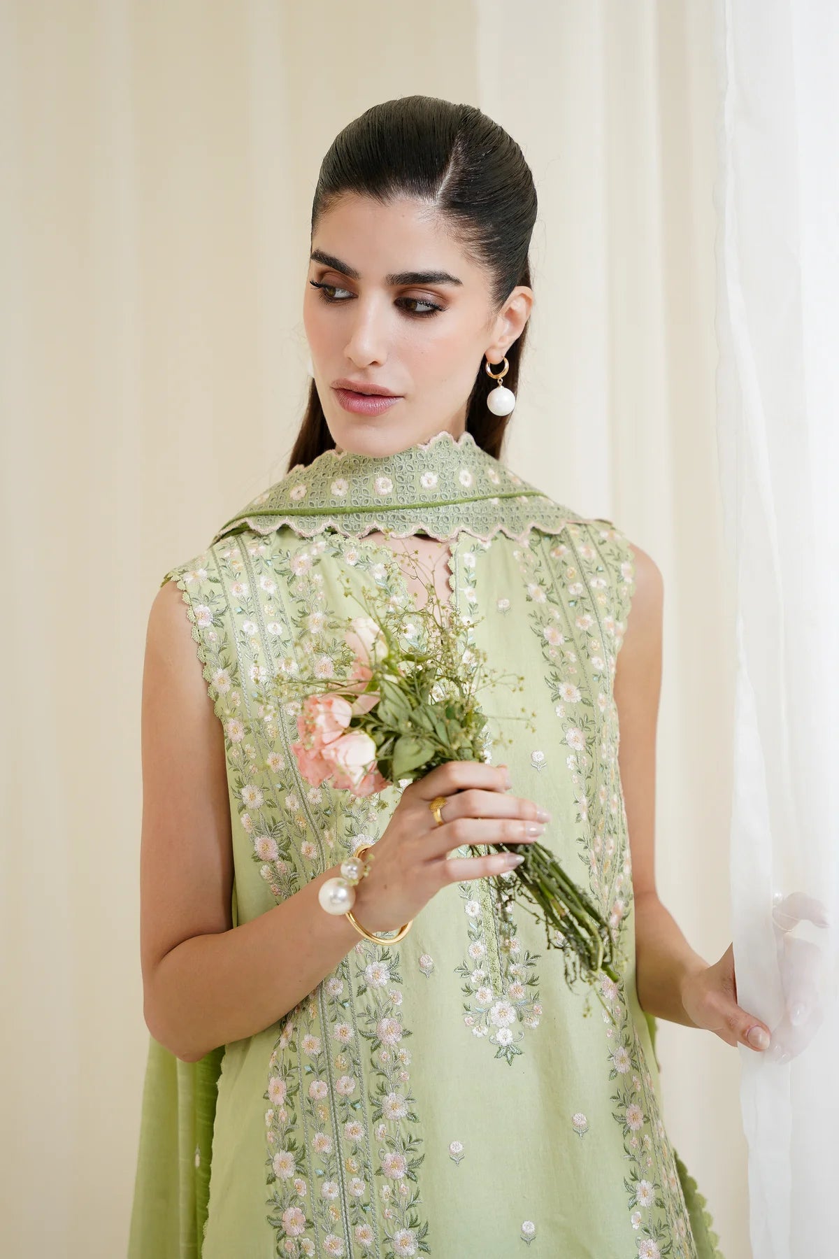Zaib SS Eid Pret '25 - PISTACHIO LUXURY EMBROIDERED 3PCS SET NPA3-25429