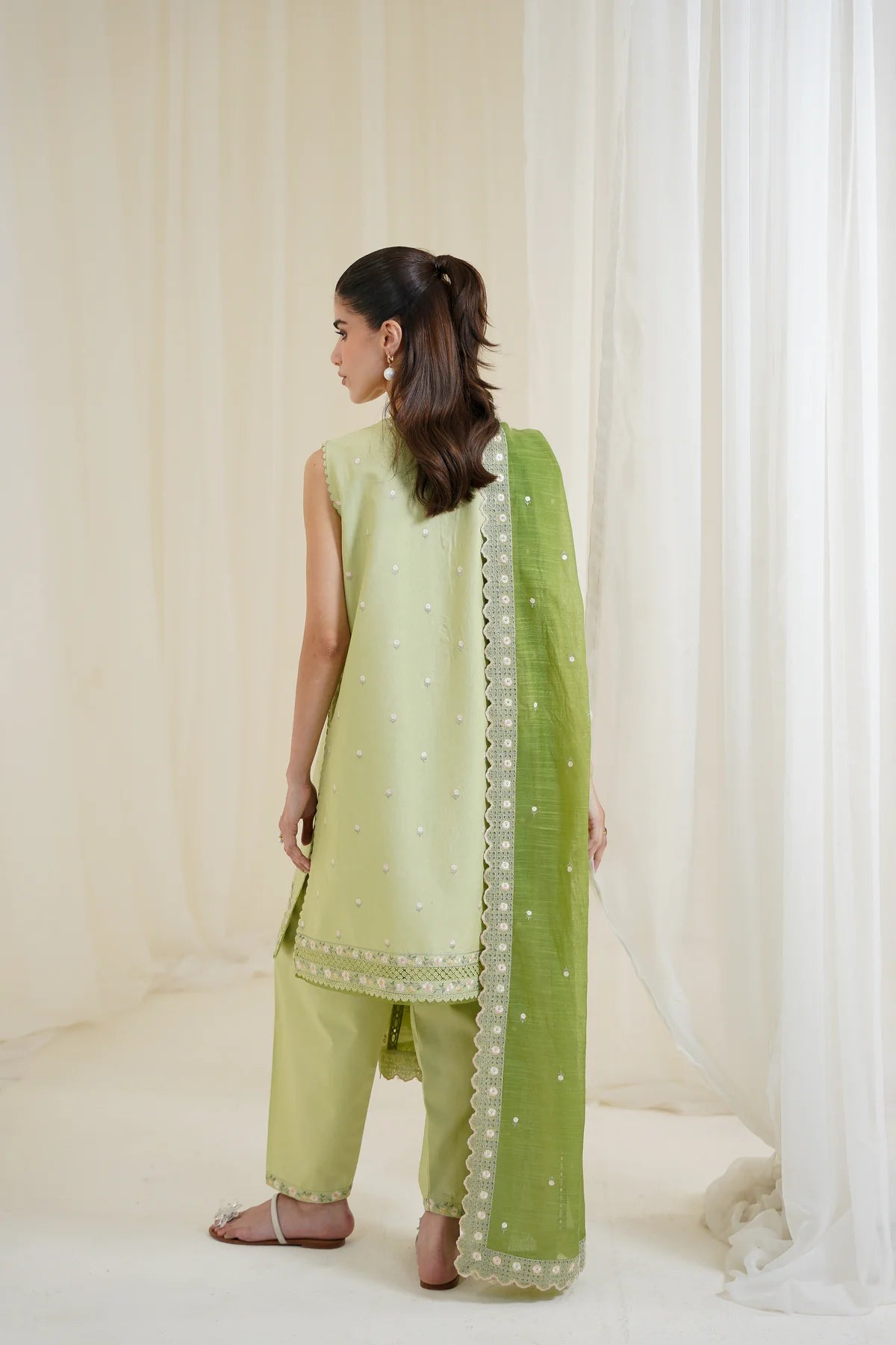 Zaib SS Eid Pret '25 - PISTACHIO LUXURY EMBROIDERED 3PCS SET NPA3-25429