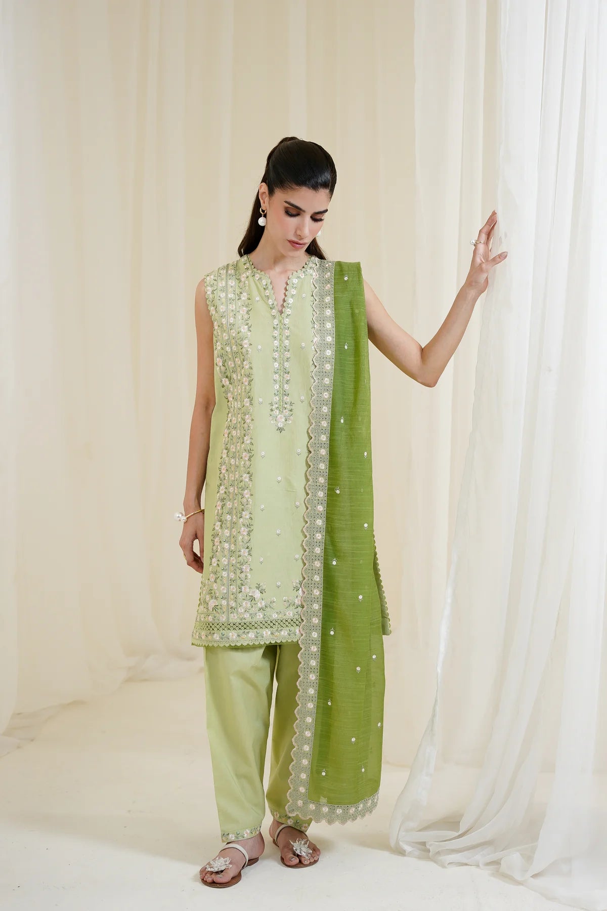Zaib SS Eid Pret '25 - PISTACHIO LUXURY EMBROIDERED 3PCS SET NPA3-25429