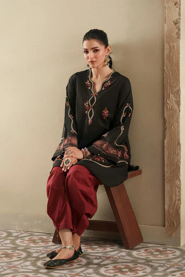 Ethnc Rozana Collection SS '26 Drop 7 - Embroidered Suit | E4430/103/901