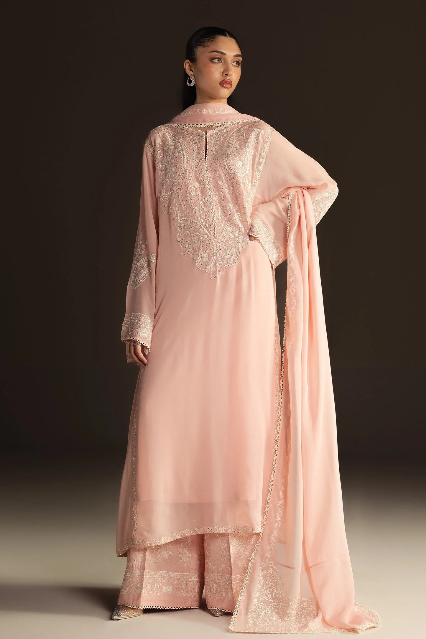 Zara Shahjahan - Elaya