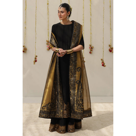 Black Outfit | Festive' 26 | DYOT