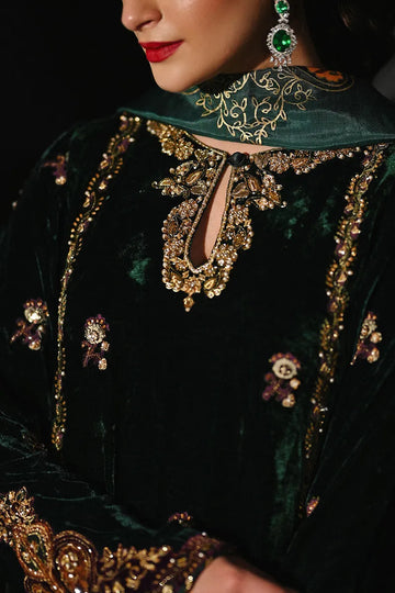 Ansab Jahangir So Hot - Luxury Velvets '25 - Mirha