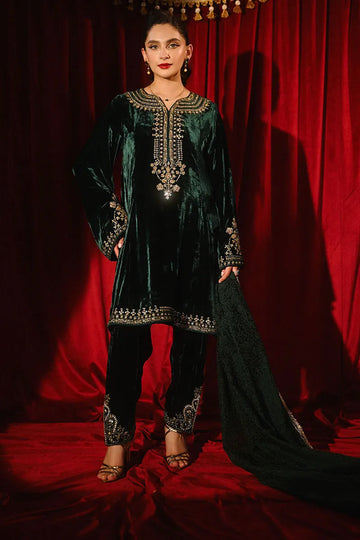 Ansab Jahangir So Hot - Luxury Velvets '25 - Taliah