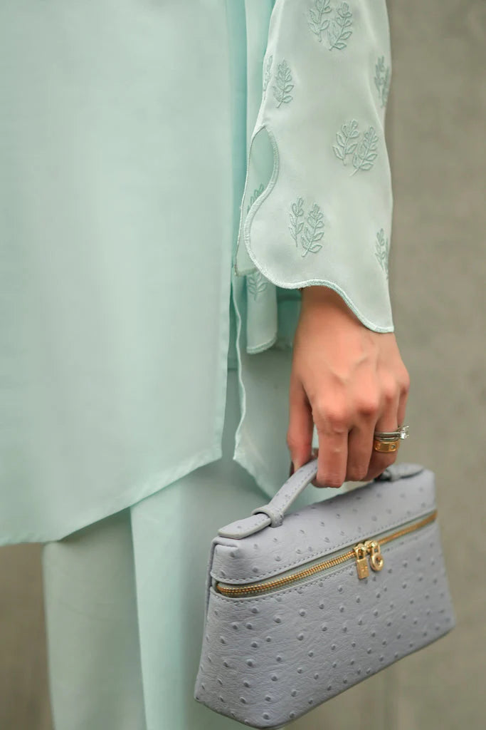 Aqua | Wearinsead