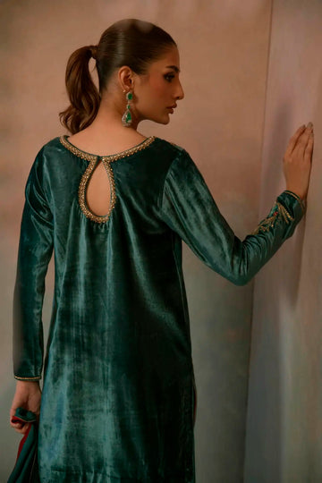 Ayesha Somaya Velvet '25 - Golden Haze