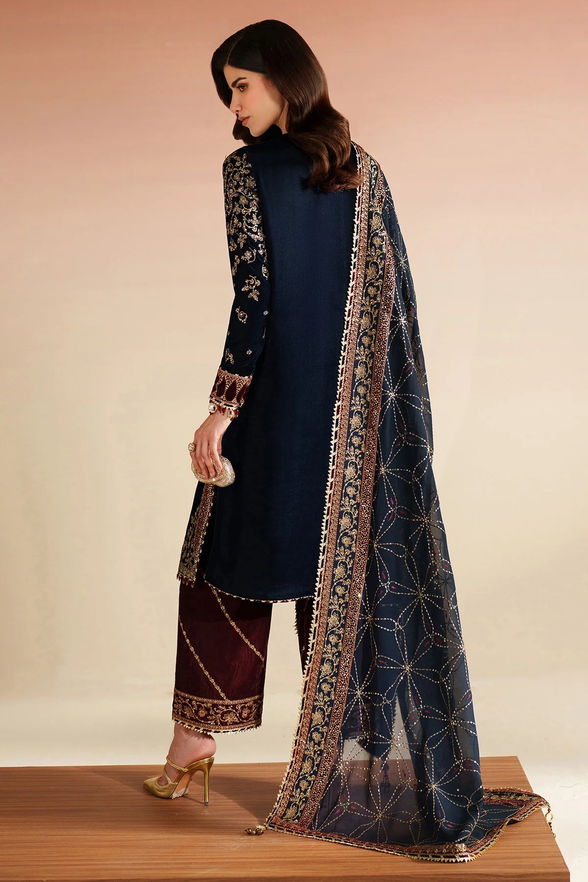 VELVET EMBROIDERED VELVET FORMAL