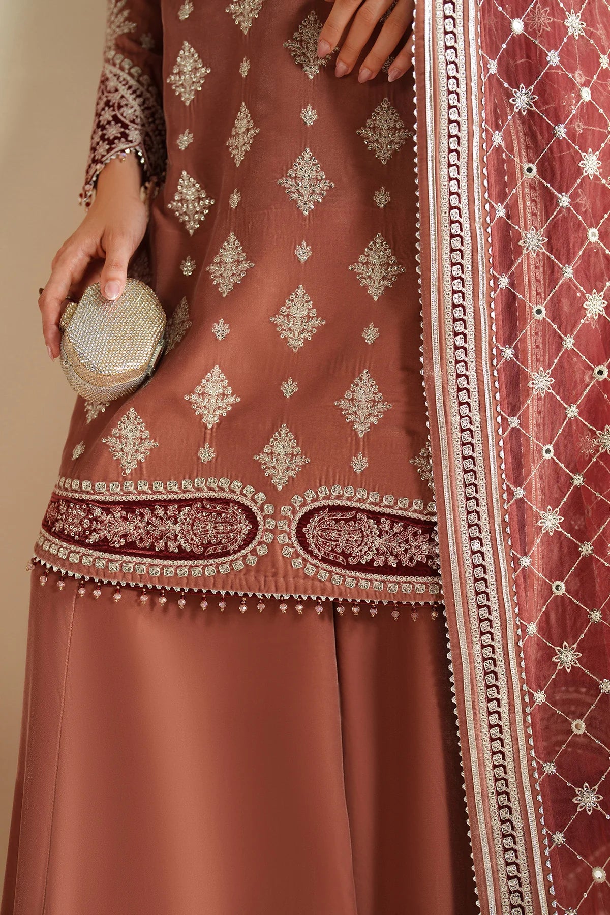 VELVET EMBROIDERED VELVET FORMAL