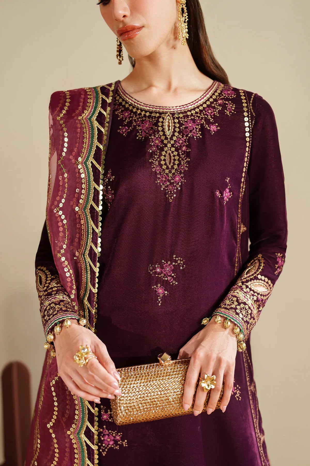 VELVET EMBROIDERED VELVET FORMAL