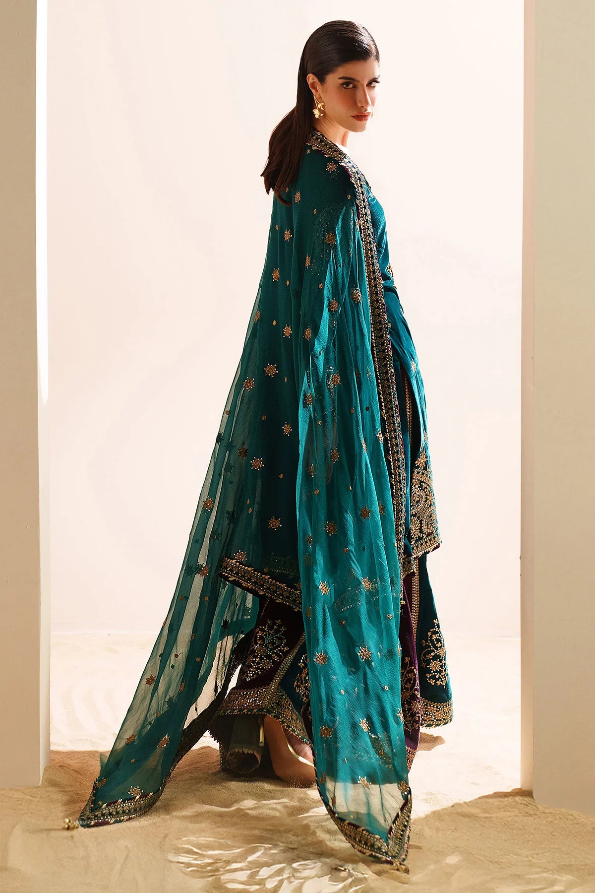 VELVET EMBROIDERED VELVET FORMAL