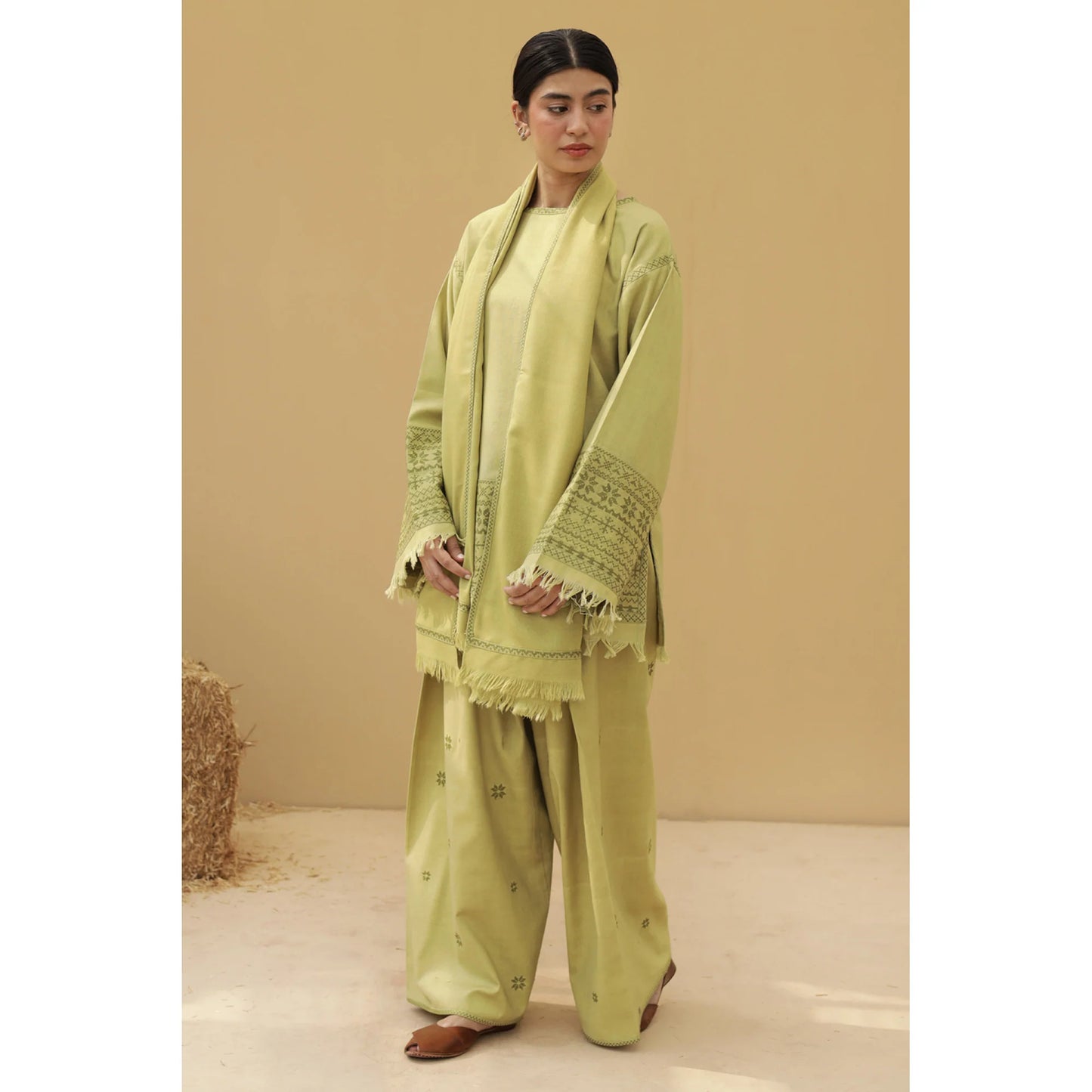 AVOCADO GREEN OUTFIT | FALL WINTER '25 DYOT