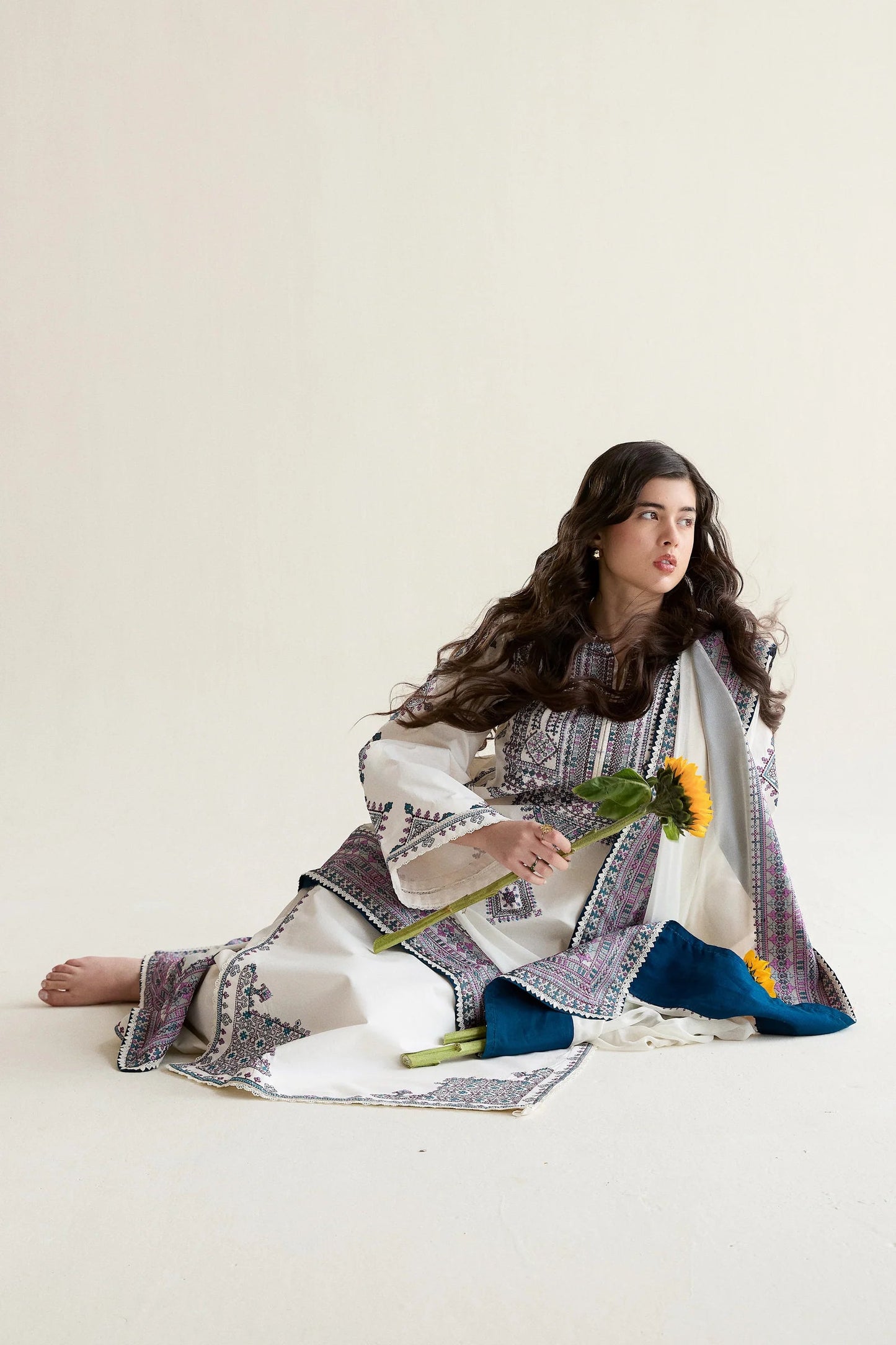 OFF-WHITE LUXURY EMBROIDERED LAWN 3PCS SET (NPA3-26406) | RAMADAN EDIT '26 | ZAIB