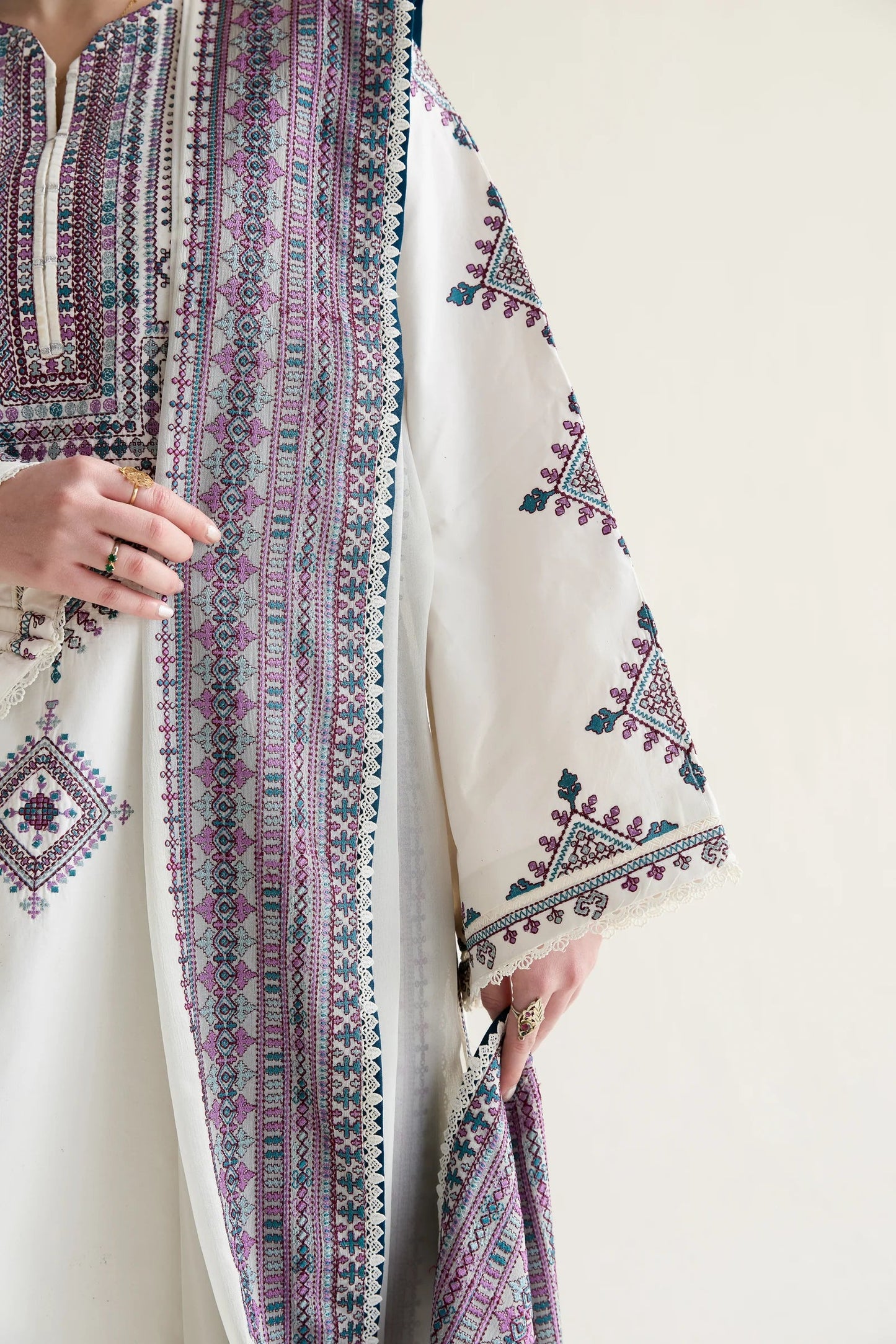 OFF-WHITE LUXURY EMBROIDERED LAWN 3PCS SET (NPA3-26406) | RAMADAN EDIT '26 | ZAIB