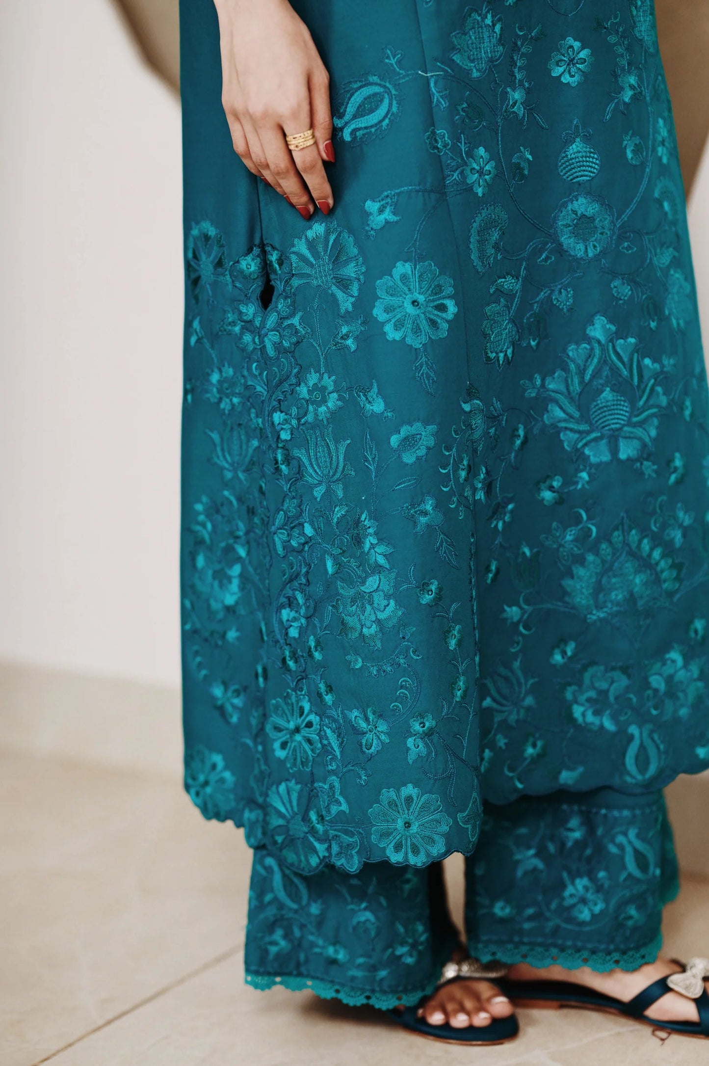 DEEP TURQUOISE LUXURY EMBROIDERED LAWN (NEL-26609) | LUXURY LAWN X EID '26 | ZAIB