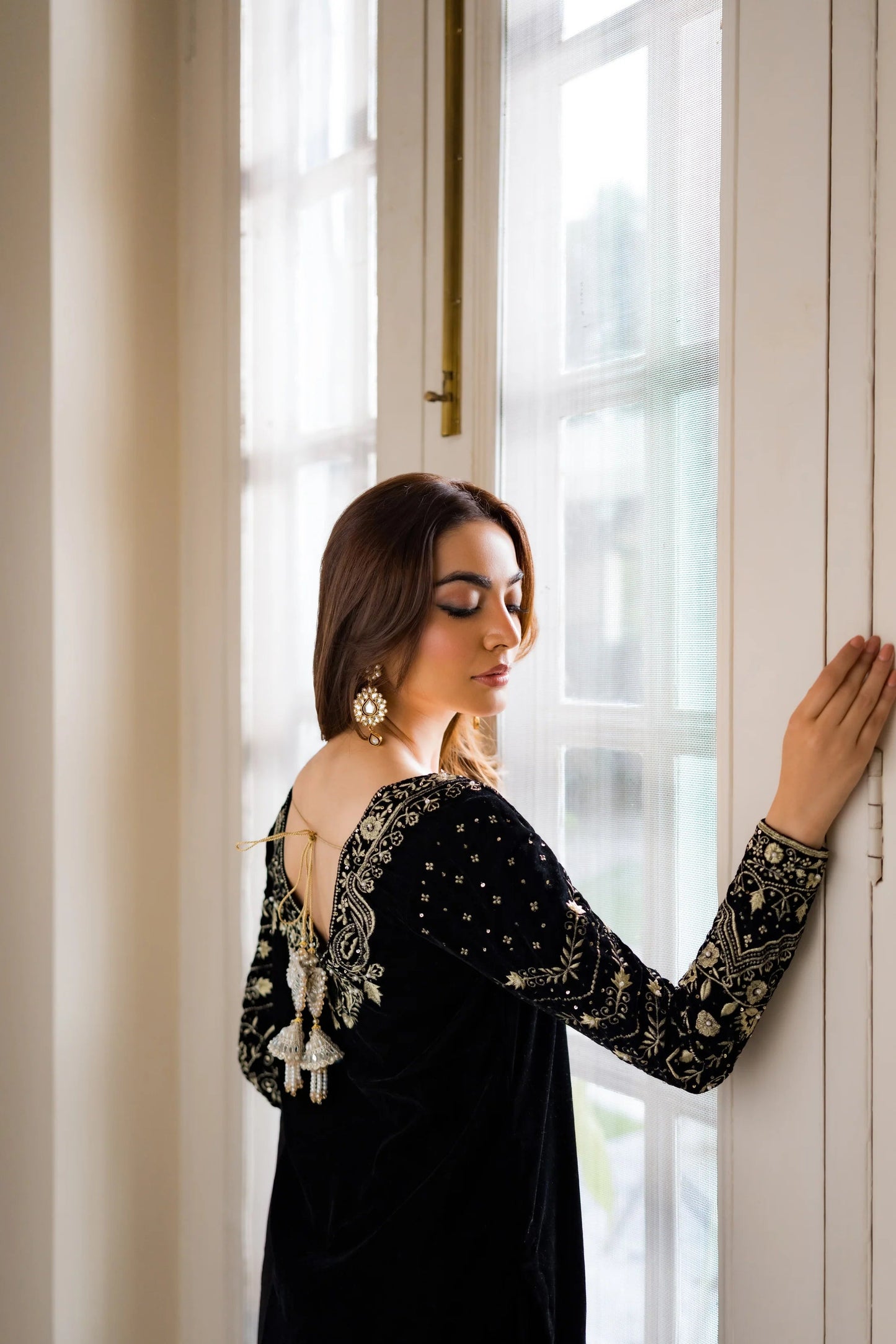 Tareh | Shanzay Anooshay