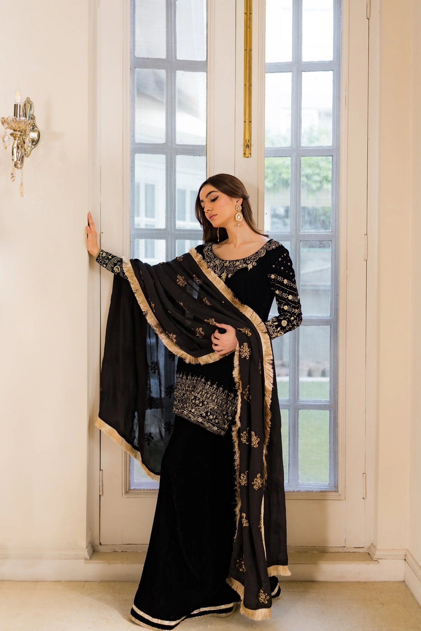 Tareh | Shanzay Anooshay