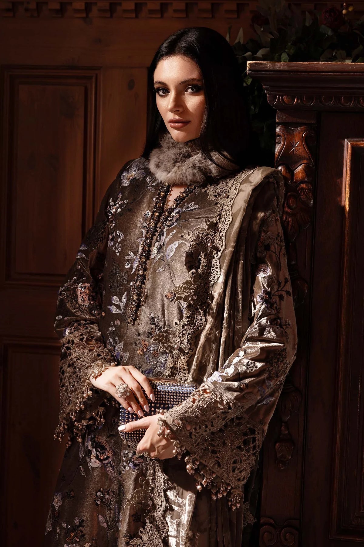 Maria.B Winter Luxe '25 - 3 Piece Embroidered Velvet Suit | Wl-1303