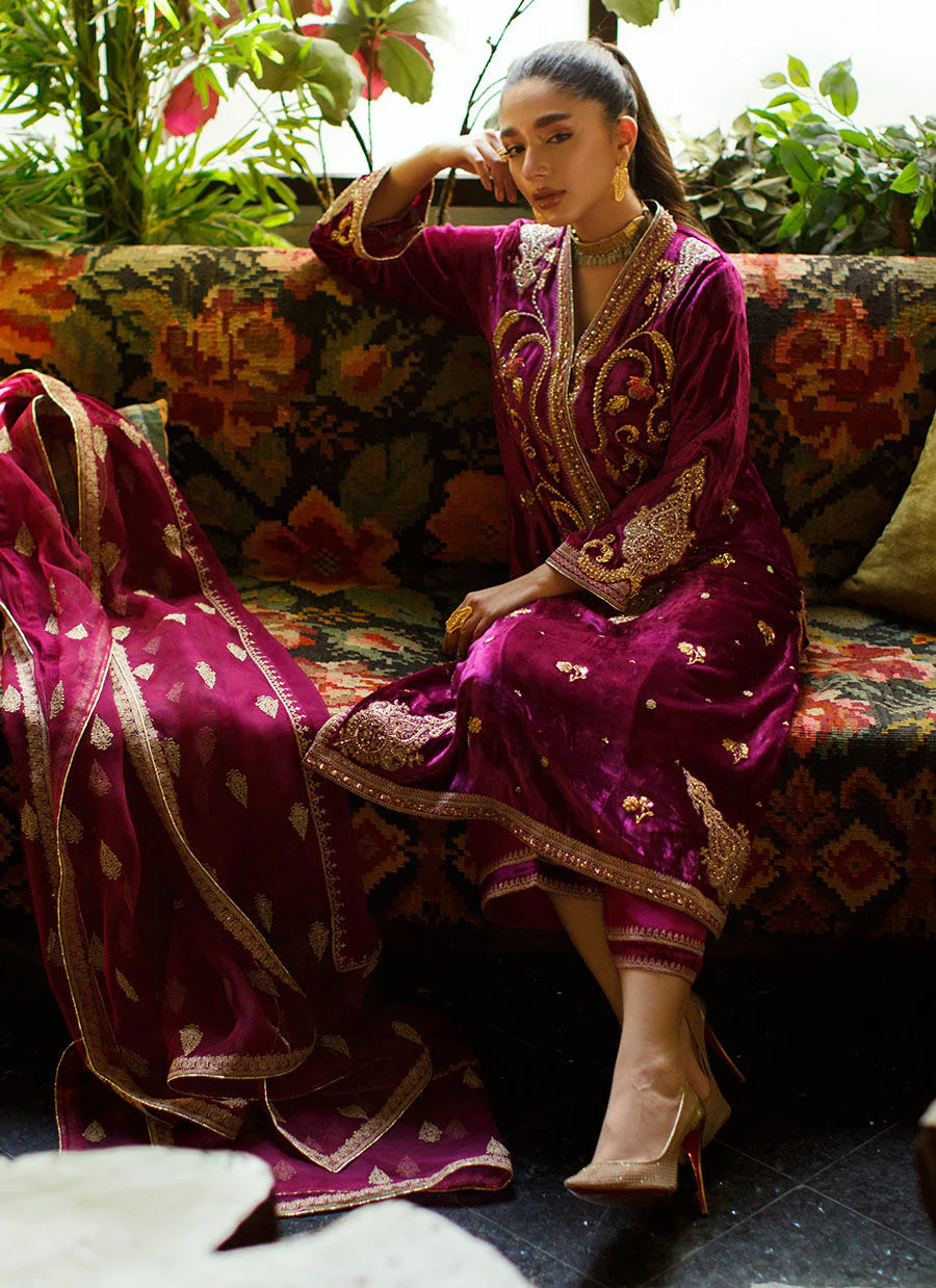 Miyera Berry Shirt And Dupatta | Velvet | FARAH TALIB AZIZ Regular