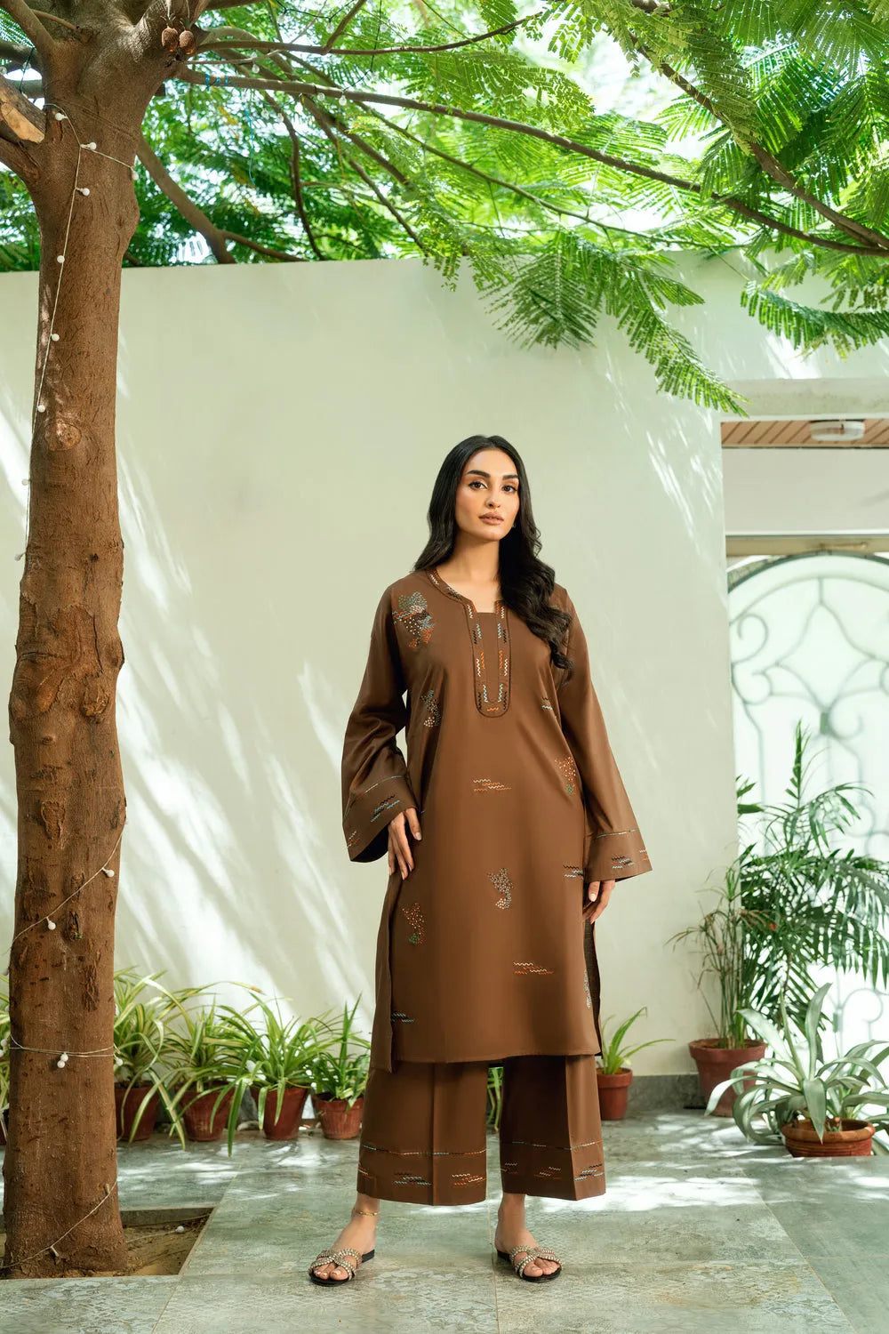 Walnut Set | Meri Zindagi Hai Tu '26 | Wear Insead