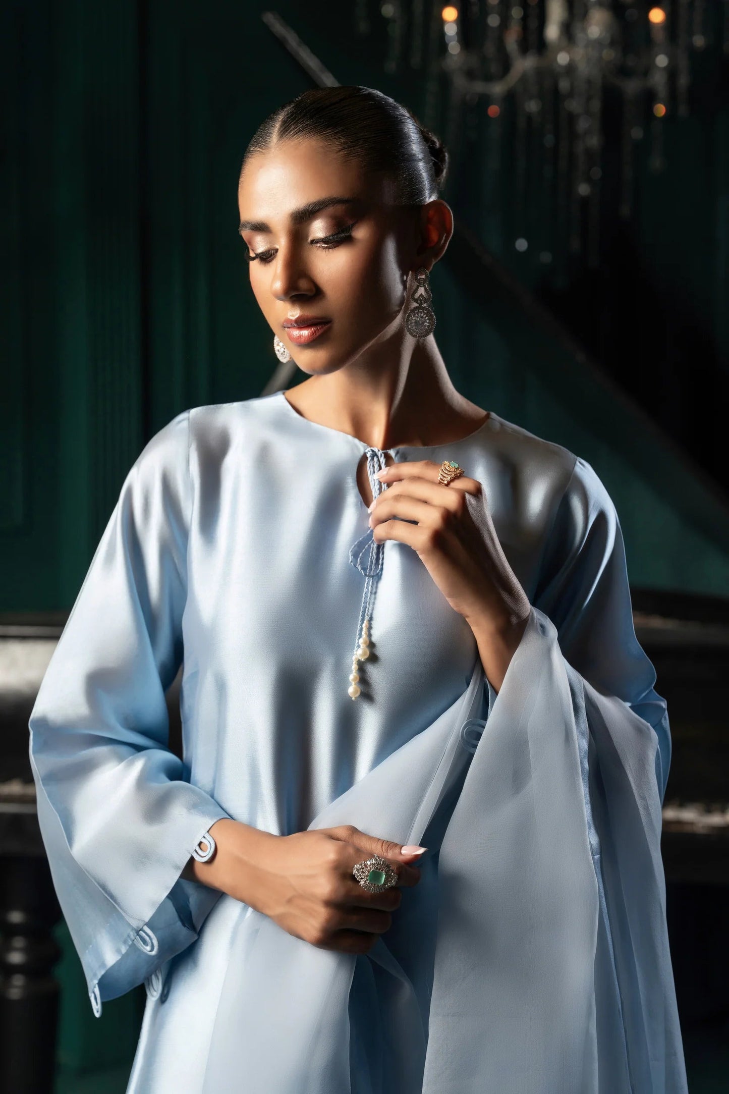 Nur | Wearinsead