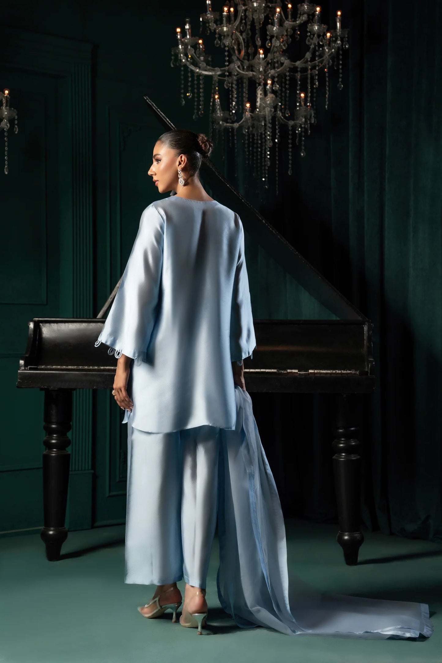 Nur | Wearinsead