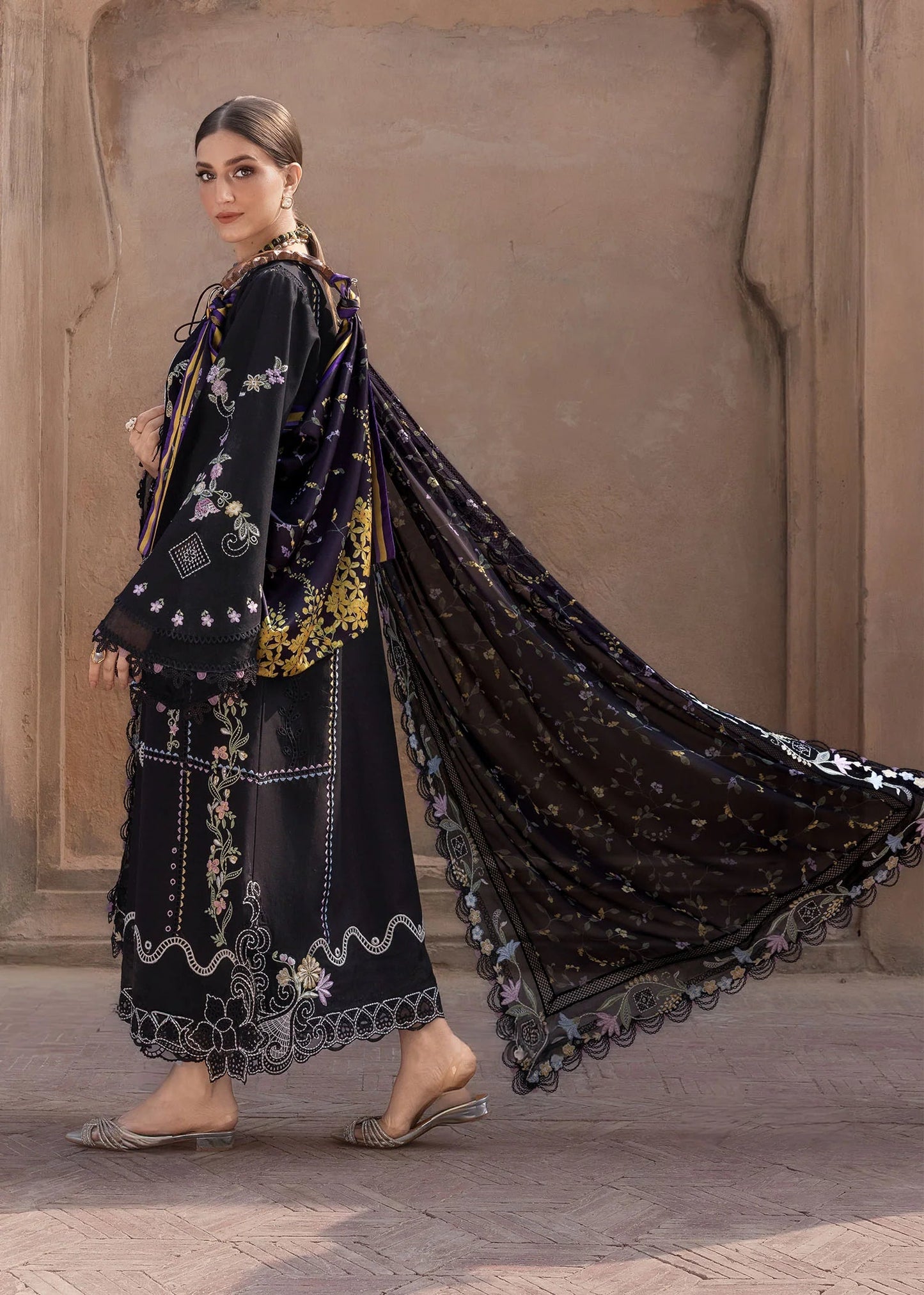 FLORAL SERENITY - D1A | Flow By Crimson Lawn'26 | CRIMSON