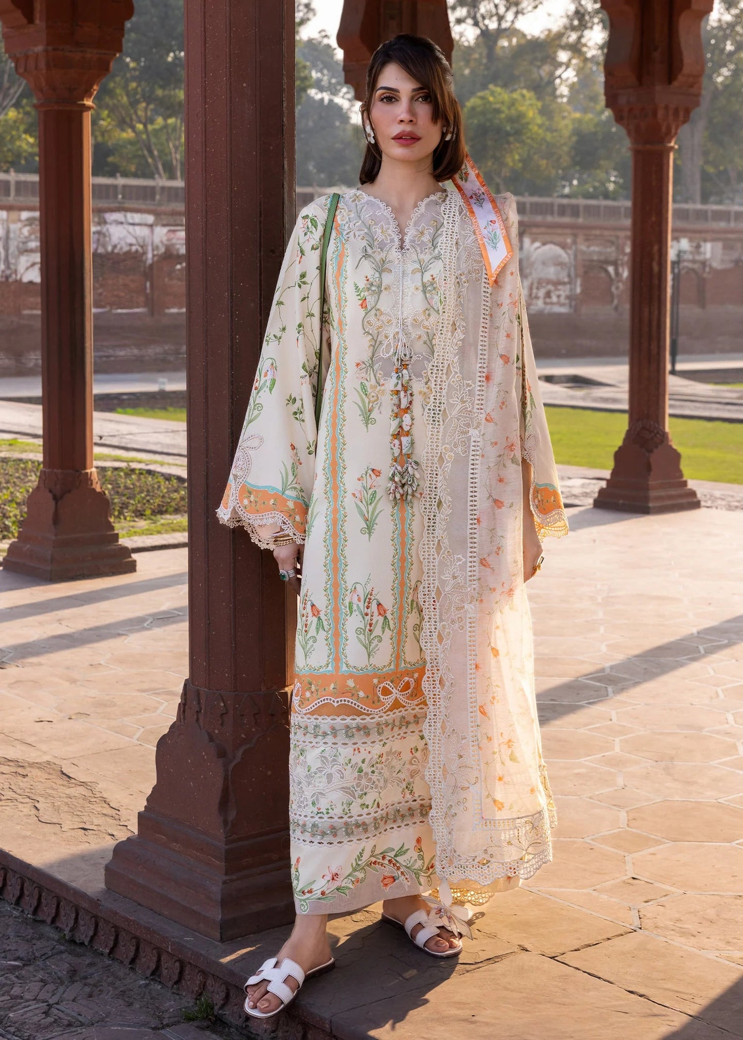 SUN-KISSED LETTER-D9A | Flow By Crimson Lawn'26 | CRIMSON